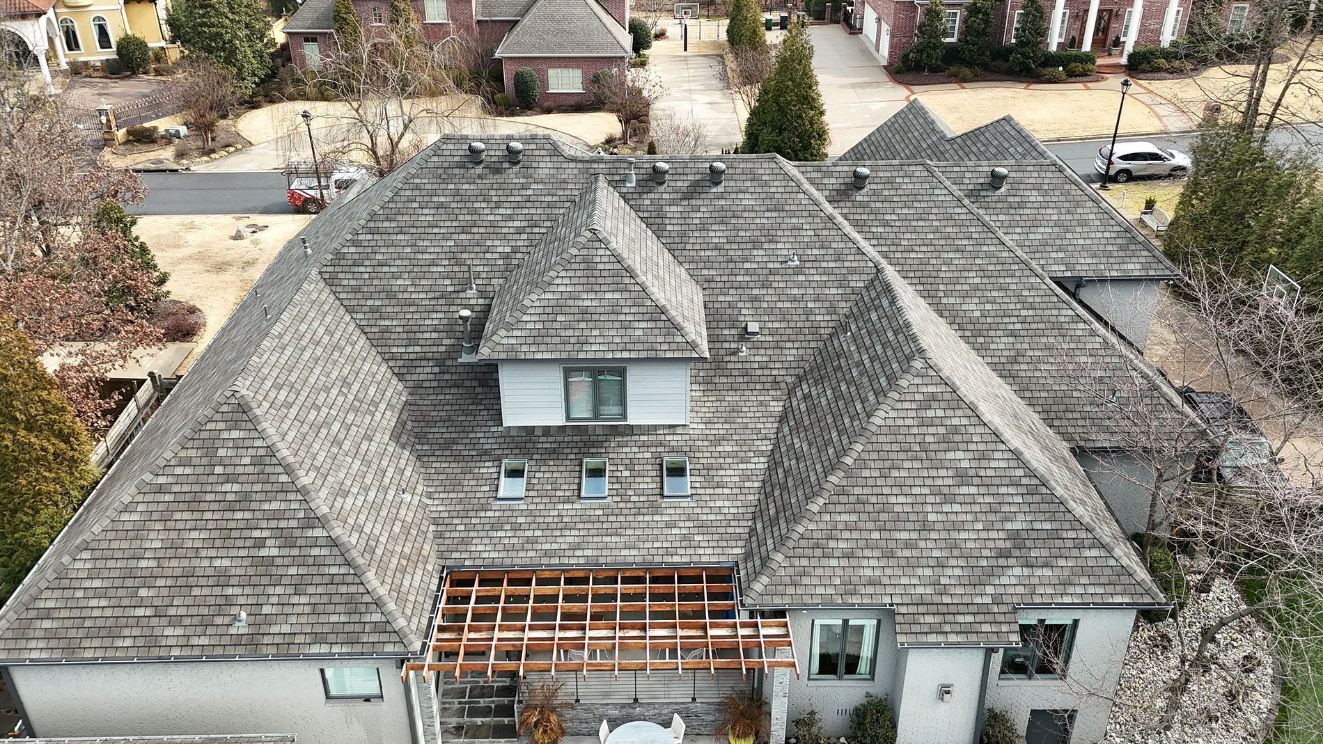 Completed shingle roof – project 20040